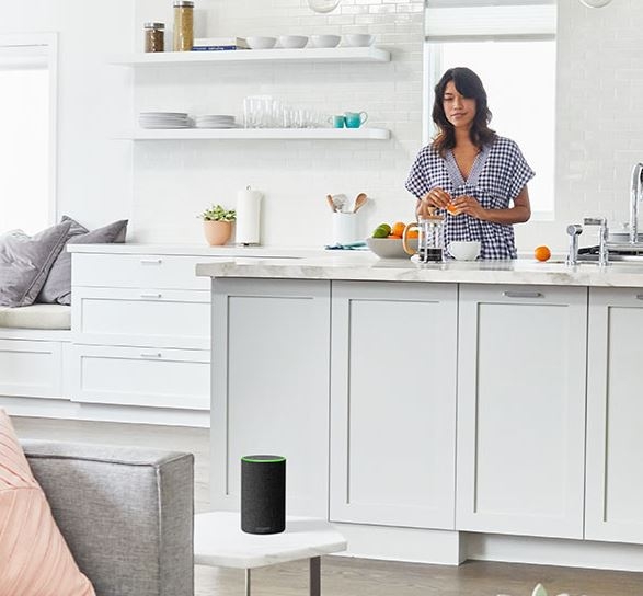 Amazon Echo (2.Generation) Stoff schwarz