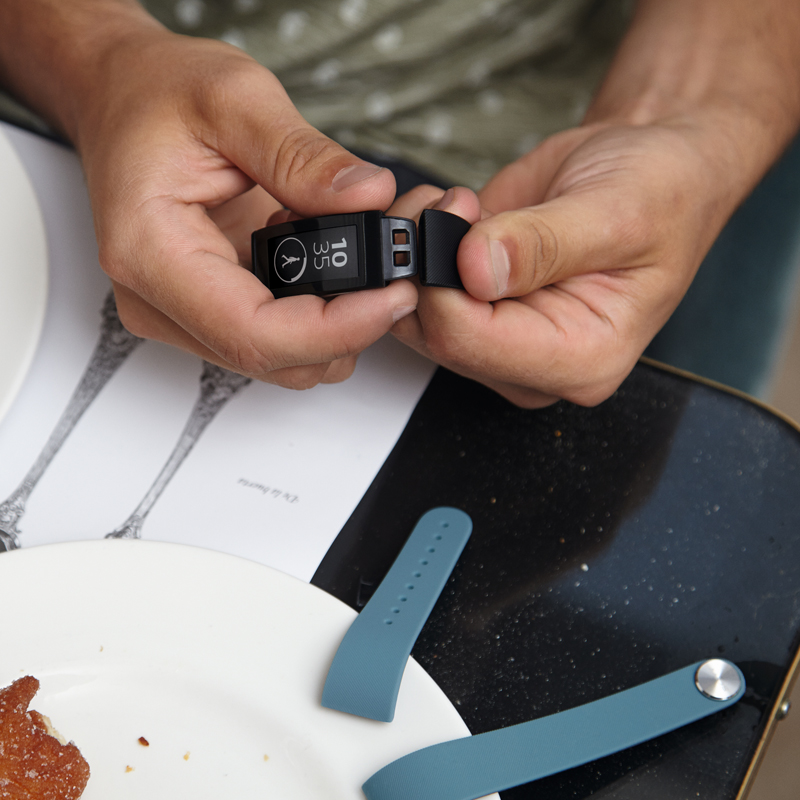 Sony Smartband Talk SWR30 groß Original schwarz