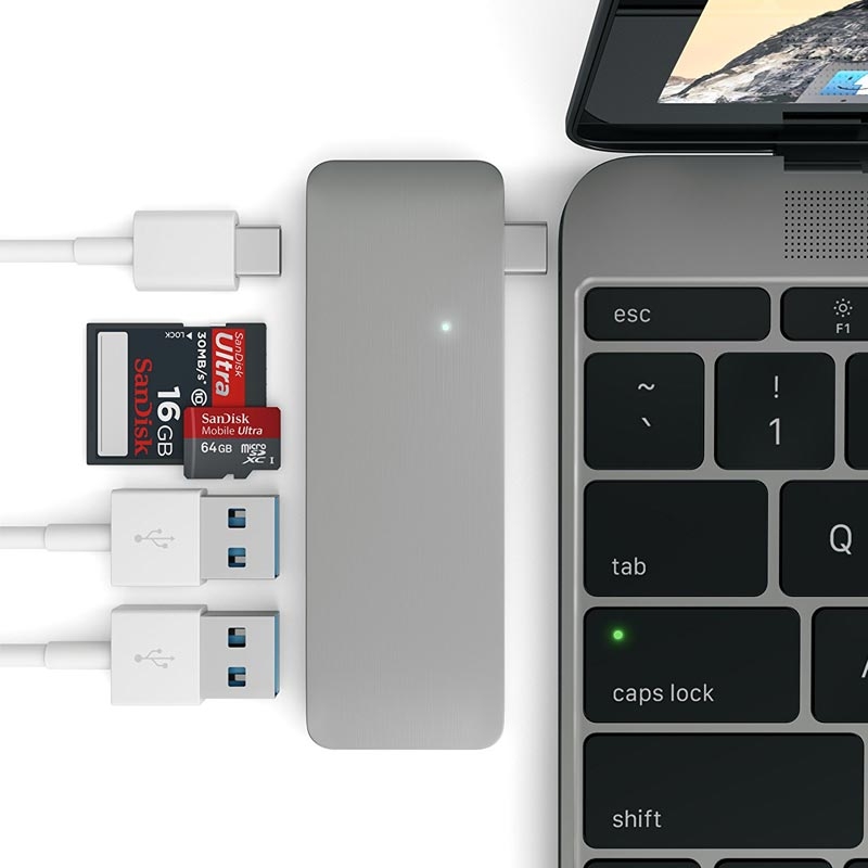 Satechi Type-C USB Passthrough Hub Space Gray