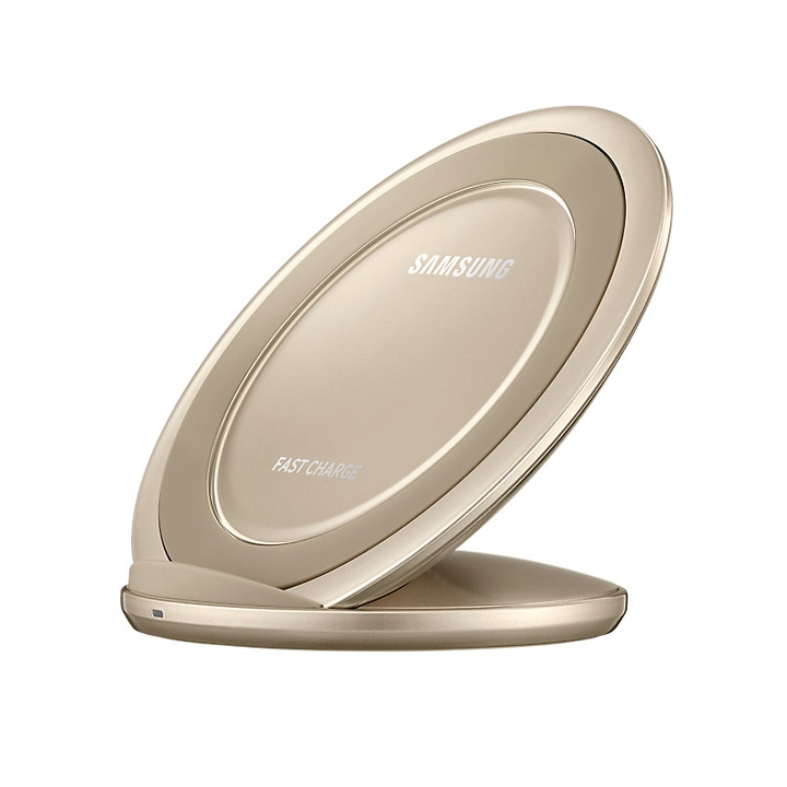 Samsung EP-NG930BFEGWW Induktive Ladestation mit Schnellladefunktion gold