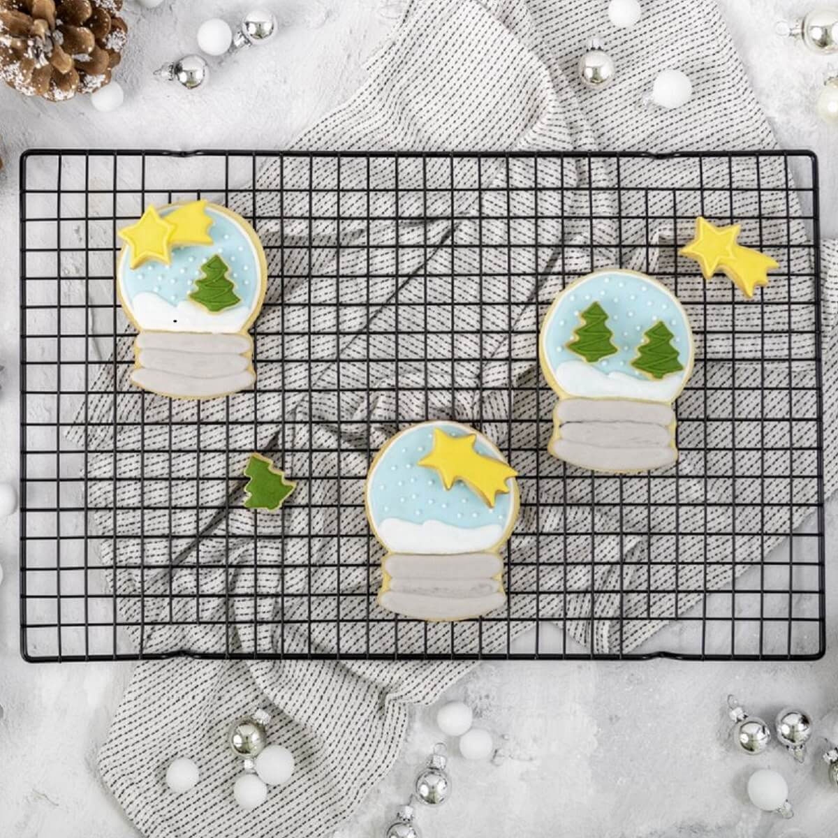 Dr. Oetker Schneekugel Ausstecher 3-tlg.