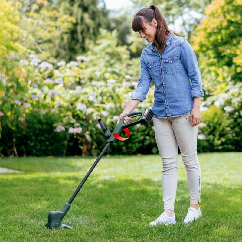 Bosch EasyGrassCut 18-26 Akku-Rasentrimmer