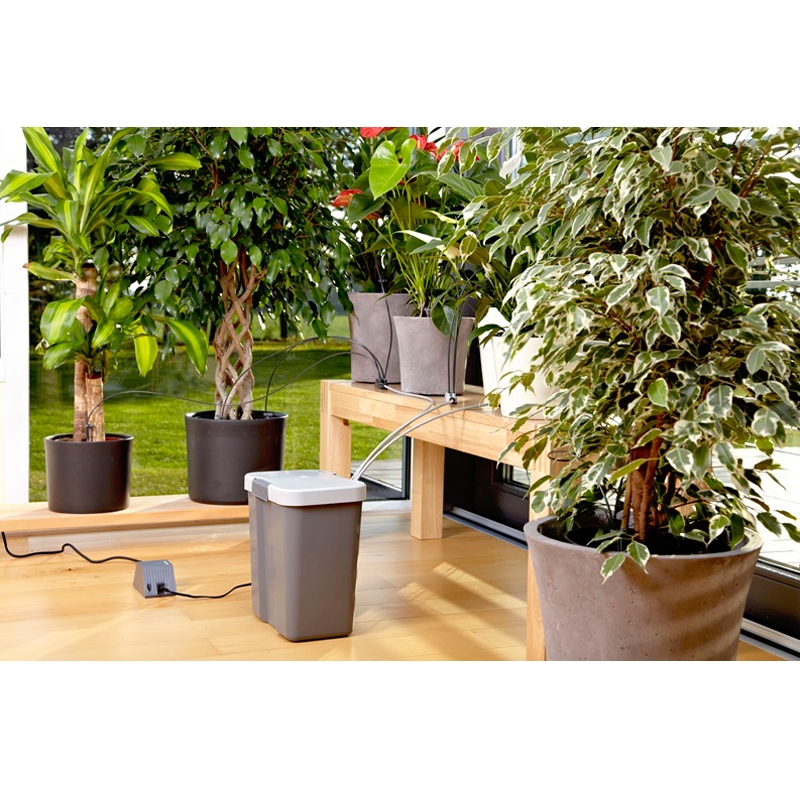 GARDENA 1266-20 city gardening Urlaubsbewässerung mit 9 Ltr. Vorratsbehälter