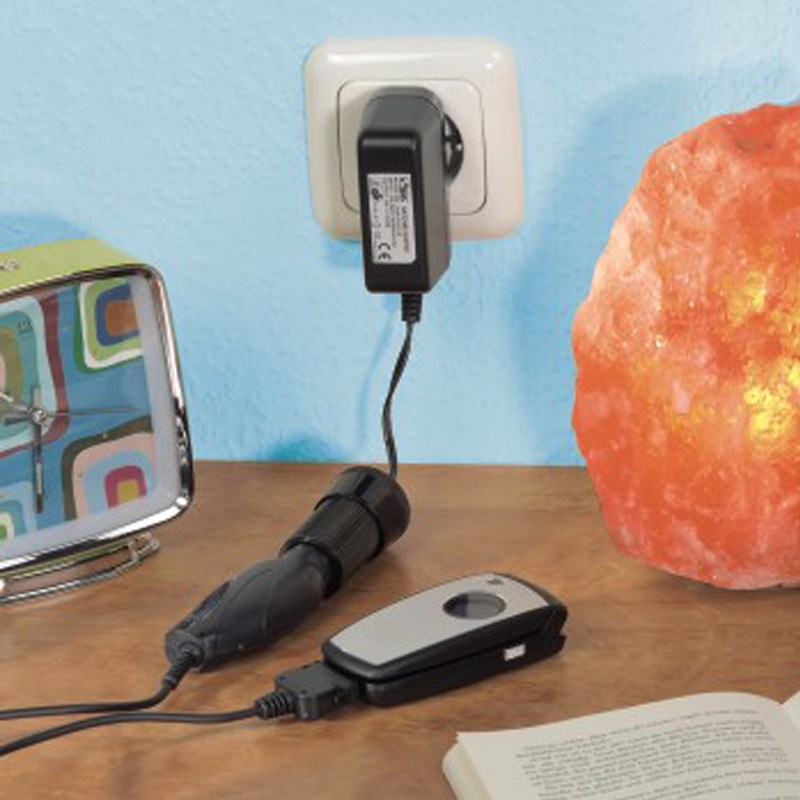 Hama AC/DC Netzteil Spannungswandler