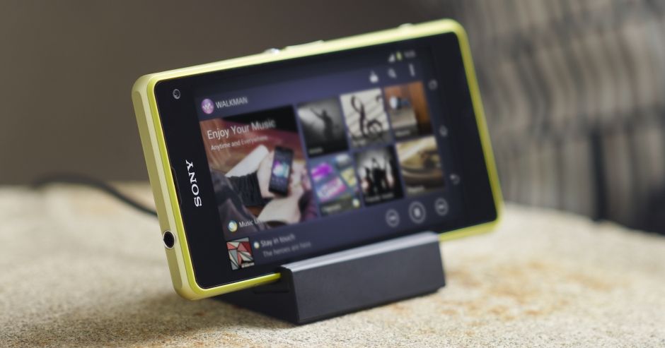Sony DK32 Dockingstation Xperia Z1 compact schwarz bulk