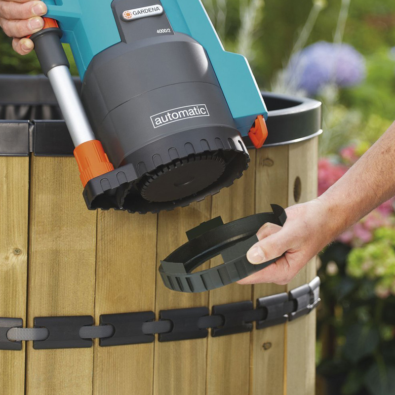 GARDENA 1742-20 Comfort Regenfasspumpe 4000/2 automatic