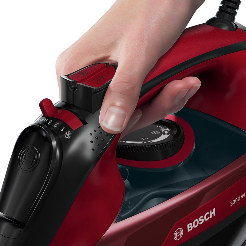 Bosch TDA503001P Dampfbügeleisen Sensixx'x EditionRosso