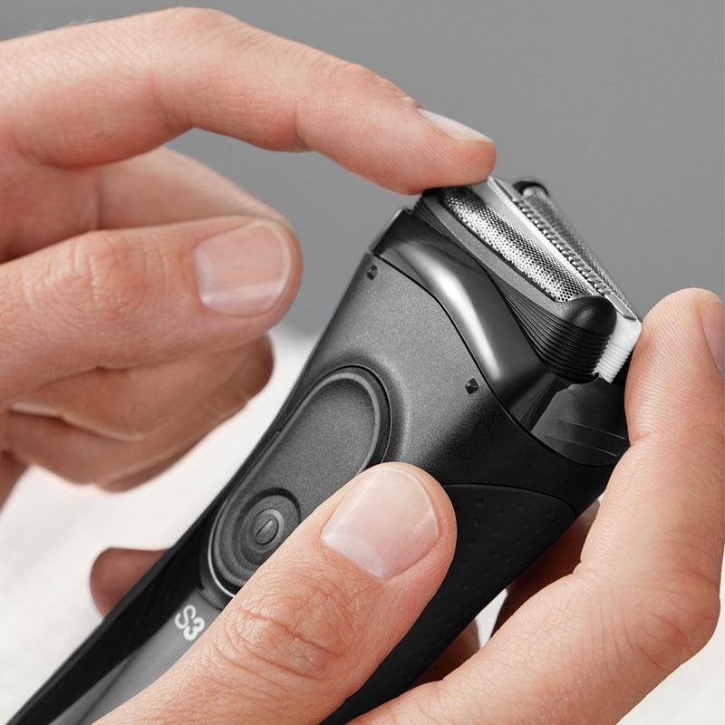 Braun Series 3 Elektrischer Rasierer 3020s schwarz