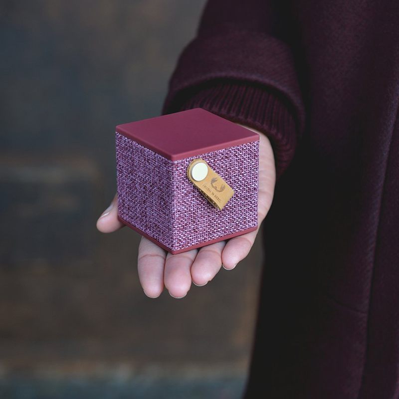 Fresh 'n Rebel Rockbox Cube portable Bluetooth Lautsprecher Ruby