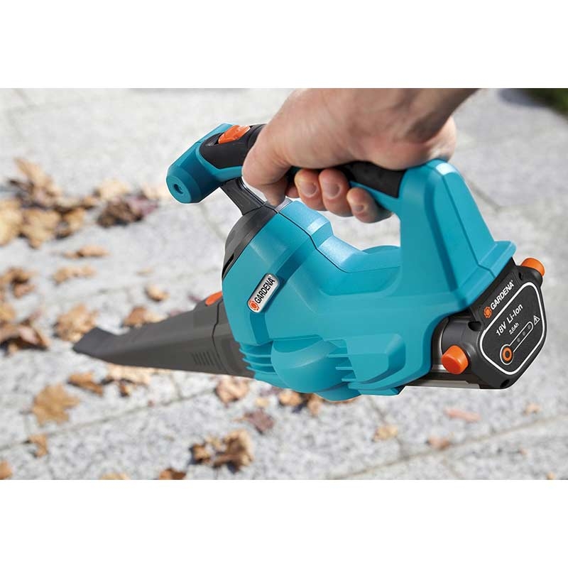 GARDENA 09335-20 Allround Bläser AkkuJet Li-18