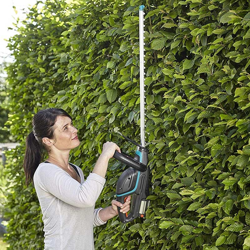 GARDENA 09838-20 Akku-Heckenschere Set ComfortCut Li-18/60 inkl. Akku und Ladegerät