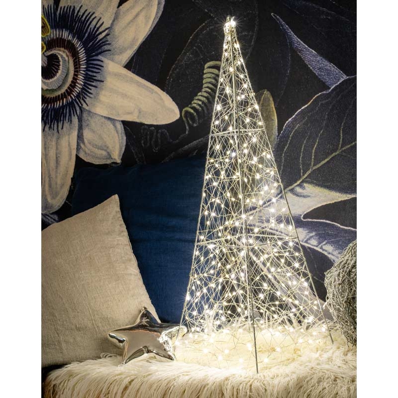 Hellum LED-Pyramide Metallrahmen mit Lichterkette Tauperlen
