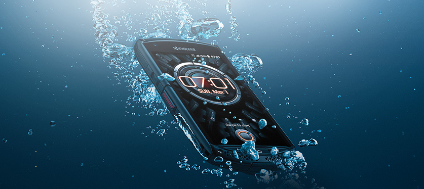 Kyocera Torque KC-S701 Handy black inkl. 24h Expresstausch und 36 Monate Garantie